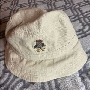 American Eagle Outfitters Cream Hat